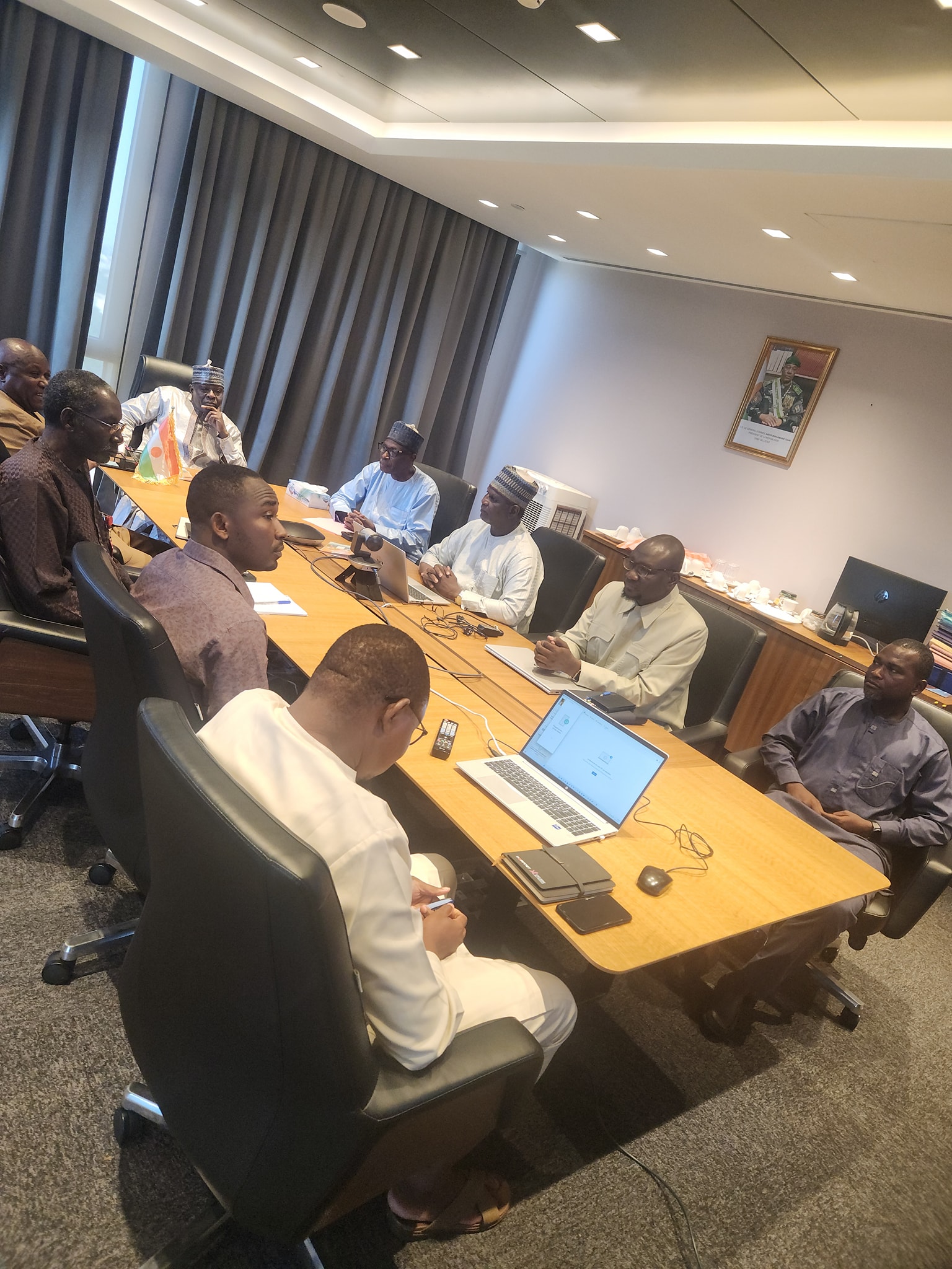 Le Niger lance deux plateformes numériques pour moderniser sa gestion budgétaire. Objectifs : efficacité, transparence et résilience financière au service de la gouvernance publique.