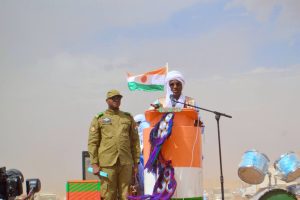 La 58ᵉ Cure Salée à Ingall a réuni ministres, sultans et artisans pour célébrer le patrimoine nomade. Un événement phare qui relance le tourisme culturel au Niger et réaffirme l’unité saharienne face aux défis du climat et de la sécurité.