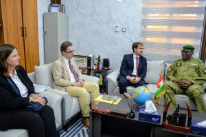 Le Niger et la KfW allemande renforcent leur partenariat stratégique pour dynamiser la décentralisation, l'autonomisation des collectivités locales et la cohésion sociale au Sahel.
