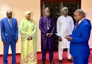 Le ministère des Affaires étrangères du Niger a reçu les lettres de créance des nouveaux ambassadeurs égyptien et mauritanien,