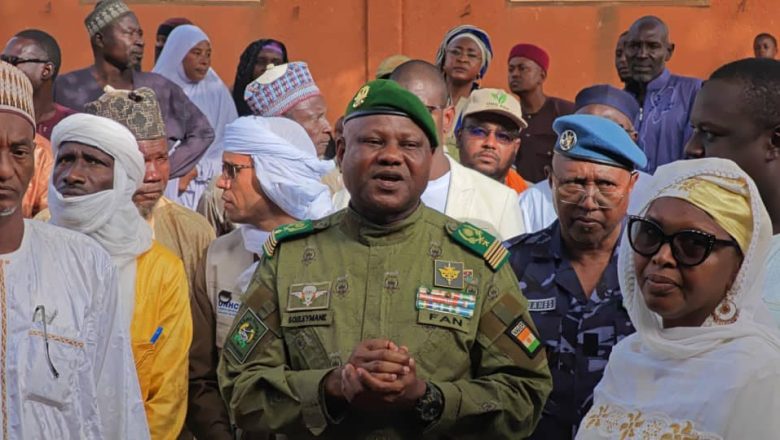 Tahoua : La rentrée académique 2025-2026 lance l'initiative solidaire "100F pour la Patrie". Le Gouverneur appelle à la contribution citoyenne pour financer l'éducation au Niger.