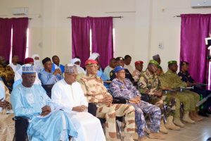 Le Gouverneur d'Agadez, lance un atelier avec l'OIM et l'Université locale pour renforcer la gouvernance  de l'orpaillage 