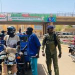 Sécurité routière à Niamey : tricycles interdits, gares pirates évacuées, les autorités frappent fort pour fluidifier le trafic et protéger les usagers.