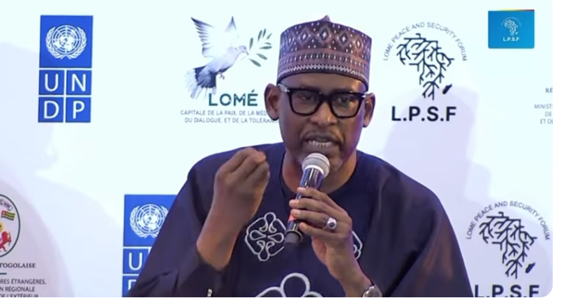 Le ministre Diop, tente d'éteindre la polémique après ses propos controversés sur le père de l'indépendance, Modibo Keïta,