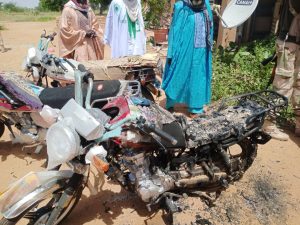 Niger : L'attaque terroriste à Bagaroua contre les institutions fait deux morts dans la Garde nationale, soulignant la progression de la menace jihadiste à Tahoua.