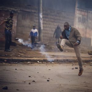 La Tanzanie s’enfonce dans une crise post-électorale marquée par des violences meurtrières, des accusations de fraude et un silence gouvernemental inquiétant. L’opposition et la communauté internationale appellent à la transparence et au dialogue.