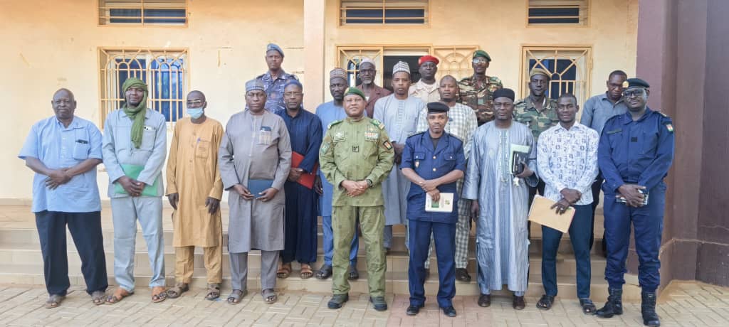 À Tahoua, plus d’un million d’habitants sont exposés à des pertes agricoles majeures. L’État mobilise semences, irrigation et génie rural pour relancer la campagne 2025-2026.