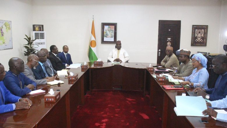 Le Niger et la Banque mondiale affûtent un programme d’appui au secteur bancaire pour renforcer la résilience économique.