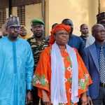 À Niamey, la ministre de l’Éducation nationale visite le Lycée Kassai et le CEG Banizoumbou pour renforcer le dialogue entre institutions et écoles publiques.