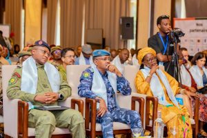 Le Hackathon "Zéro Plastique Niger" récompense les jeunes innovateurs à Niamey pour leurs solutions de recyclage. 