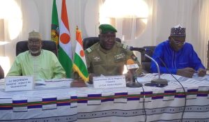 Le gouverneur de Tillabéri installe le comité régional du recensement 2025 pour renforcer la planification territoriale dans un contexte de crise sécuritaire et démographique.