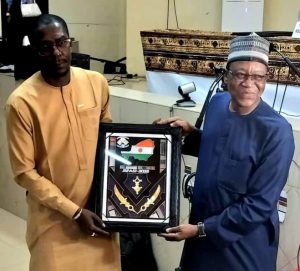 La Faculté des Sciences et Techniques de l’Université Abdou Moumouni lance à Niamey la 2e édition des Journées Scientifiques, un rendez-vous stratégique pour transformer la recherche en moteur d’innovation et de développement durable au Niger.