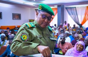 À Niamey, les citoyens se mobilisent autour du Fonds de Solidarité pour soutenir la défense nationale. Une initiative participative saluée par les autorités