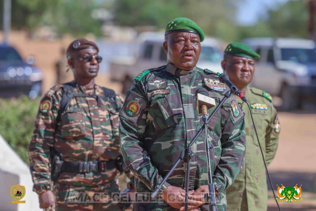 Niger : Tiani entame sa tournée sécuritaire à la Zone de Défense n°2. Hommage, vigilance et engagement régalien au cœur du message présidentiel.