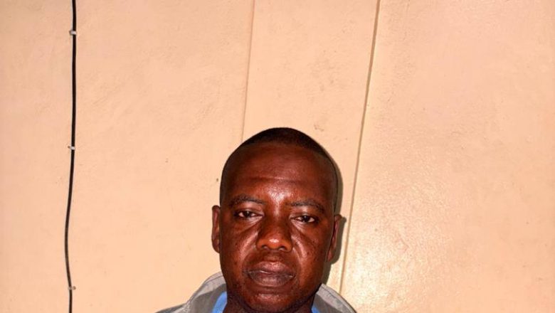 Opération anti-trafic à Say (Tillabéry) : La police démantèle un réseau de ravitaillement clandestin de carburant et de drogues lié aux groupes armés terroristes.