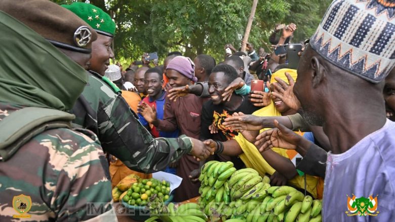 En visite à Djirataoua (Maradi), le Président Tiani salue les performances agricoles du périmètre irrigué et réaffirme son soutien aux producteurs. Un modèle de résilience pour la sécurité alimentaire au Niger.