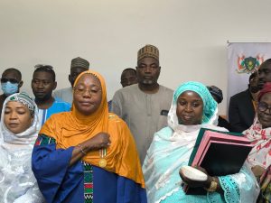 Niamey adopte son budget 2026 et mobilise ses forces pour accueillir le Président Tiani, marquant une journée stratégique entre gouvernance locale et unité nationale.