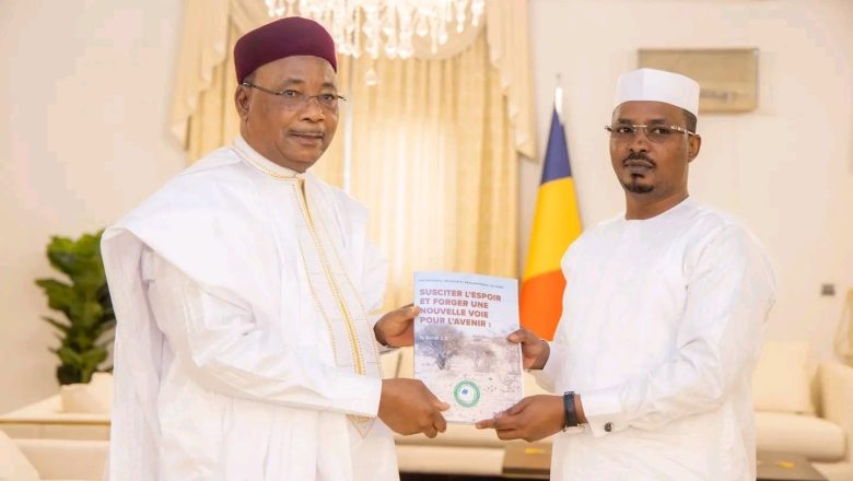 Tchad-Niger : Mahamat Déby Itno reçoit Mahamadou Issoufou (Champion GMV) pour des discussions clés sur la mobilisation des fonds pour la Grande Muraille Verte et la sécurité au Sahel.