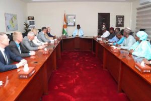 Niger-Bélarus : Le Premier ministre Lamine ZEINE et une délégation biélorusse signent un partenariat stratégique dans la mécanisation 