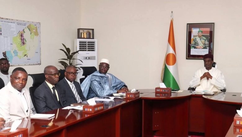 Le Premier ministre nigérien et la BAD s’accordent sur une feuille de route pour lancer un ambitieux projet agro-industriel à Maradi dès 2027, symbole d’un partenariat renforcé.