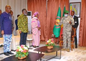 Le Général Goïta a reçu la délégation du 1er Salon de l’Entrepreneuriat de l’AES. Le Mali, le Burkina et le Niger mutualisent leurs forces pour une autonomie économique du Sahel.