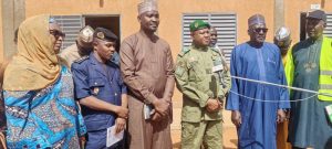 À Tahoua, le gouverneur inspecte les sites d'hébergement et l'abattoir régional pour le Sabre National 2025. Hygiène, confort et hospitalité sont au rendez-vous pour accueillir les délégations du Niger dès le 19 décembre.