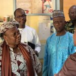 La ministre nigérienne de l'Éducation, Dr Shérif, multiplie les visites surprises dans les écoles de Niamey. Objectif : vérifier l'assiduité et lutter contre l'absentéisme pour la refondation éducative.