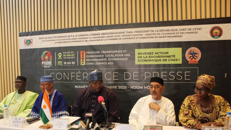 Niger, Mali et Burkina Faso lancent la première foire AES à Niamey. Togo, Tchad, Ghana, Sénégal et Maroc invités. Thème : consommer local pour la souveraineté.