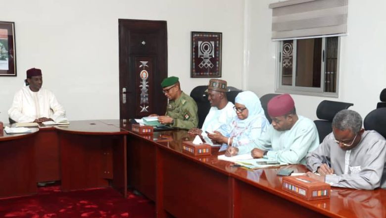 L’AES (Mali · Burkina · Niger) réunit ses ministres Mines, Énergie et Pétrole avec le Tchad et le Togo comme invités.