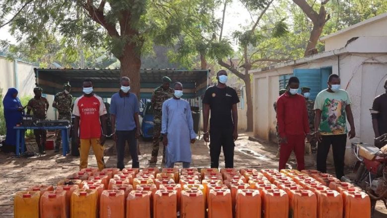 Entre le 26 nov et le 6 déc 2025, la Gendarmerie démantèle un réseau qui ravitaillait les terroristes en carburant