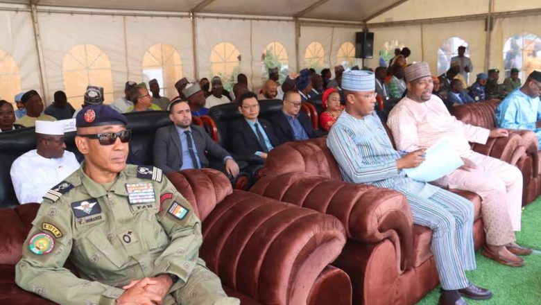 L'espace AES lance sa première foire à Niamey : produire, transformer et consommer local pour une économie forte. Les enjeux d'une intégration régionale réussie.