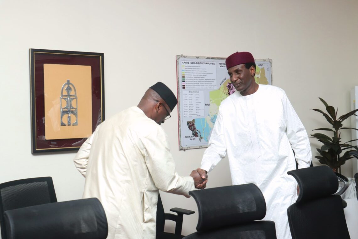 À Niamey, les ministres de l'AES portent les bases d'une politique industrielle commune et d'un code des investissements harmonisé pour booster l'économie du Burkina, du Mali et du Niger.