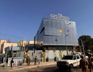 Bamako : les dirigeants de l'AES lancent la Banque Confédérale pour l'Investissement et le Développement. Avec 500 milliards de FCFA, l'Alliance s'offre les moyens de sa souveraineté économique et financer son avenir.