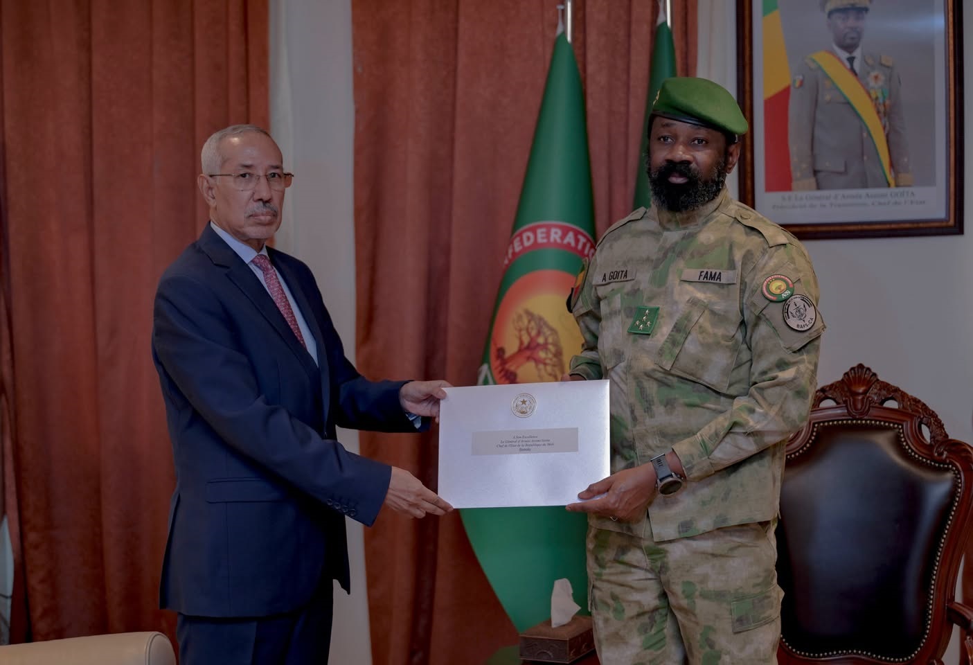 Mali : que cache la visite du ministre mauritanien de la Défense