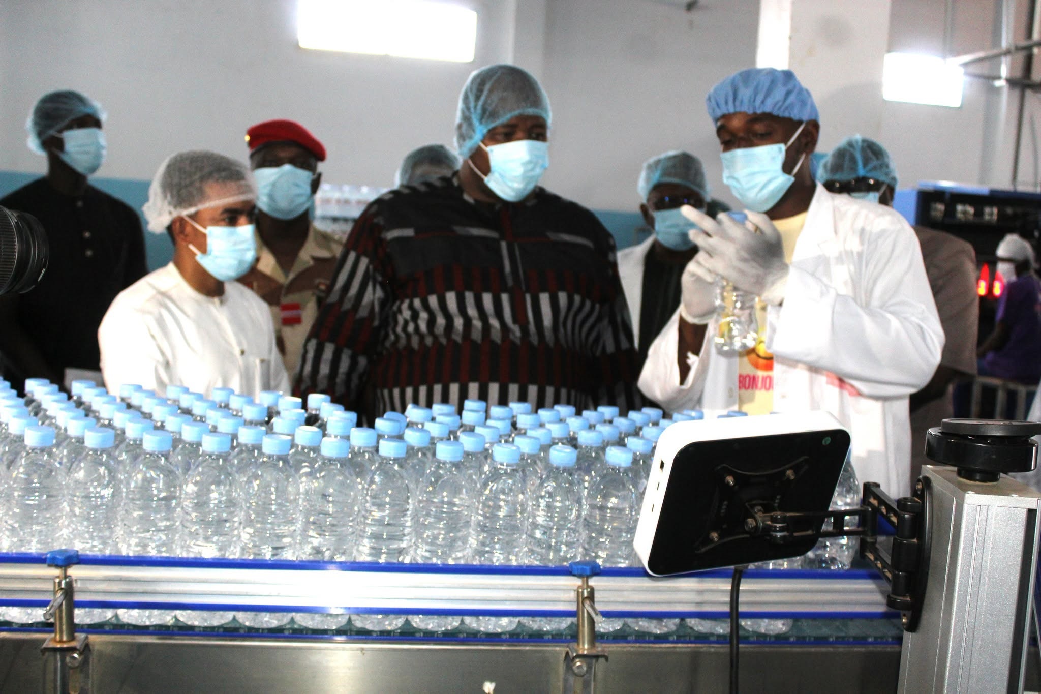 Niamey : Abdoulaye Seydou en immersion dans l’industrie locale