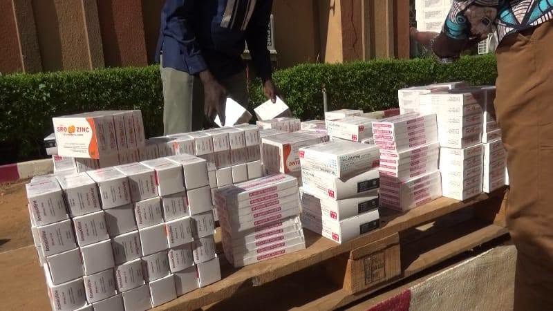 Dosso : un million de FCFA en médicaments remis au district sanitaire
