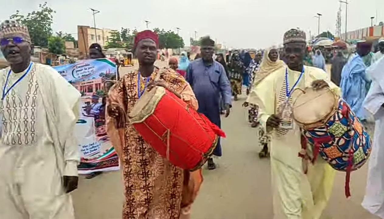 Paix au Niger : les artistes de Zinder marchent pour l’union