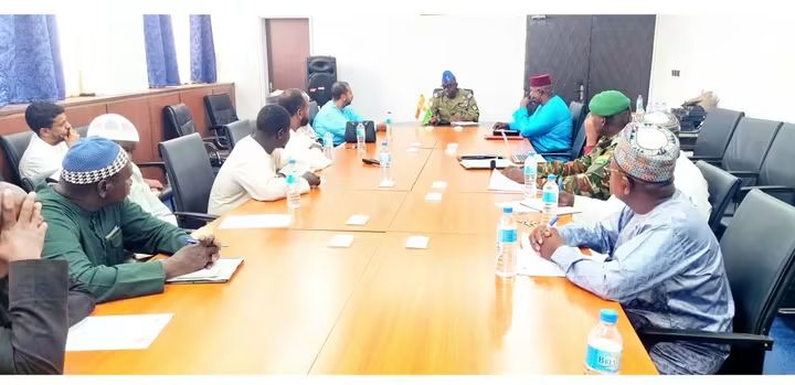 Après les cars, le gaz : à Niamey, un ministre multiplie les mises en garde sur la sécurité des transports